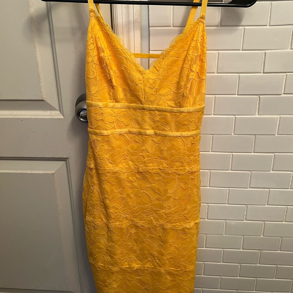 Guess yellow dress
